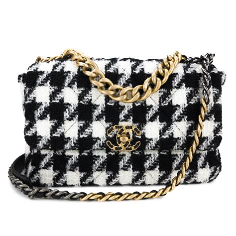 chanel bag black and white